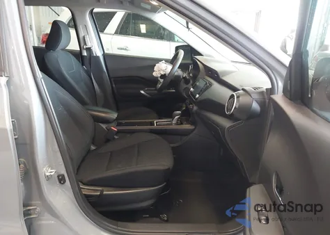 2021 Nissan Kicks Sv Xtronic Cvt из США, поврежденный, VIN 3N1CP5CV0ML493476